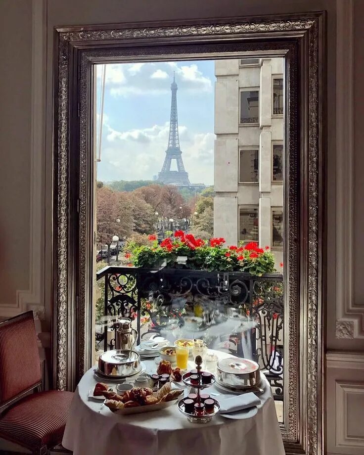 Steffan on Instagram: "Paris. Captured by @gailalberthalaban via @meetmyproject 