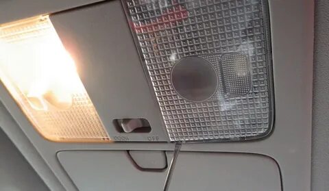 Ниссан х трейл лампочка салона