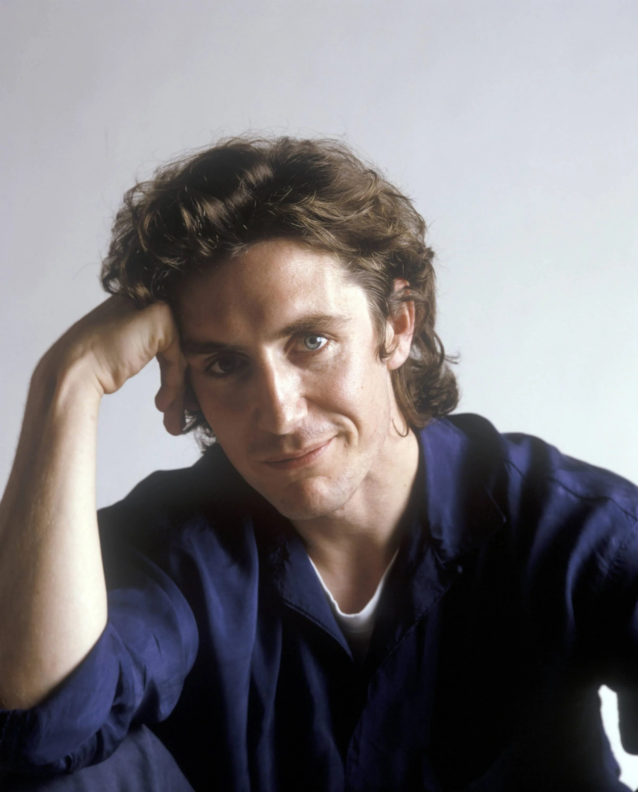 Юный пол. Пол макганн. paul mcgann актер. восьмой доктор пол макганн. пол макганн молодой.