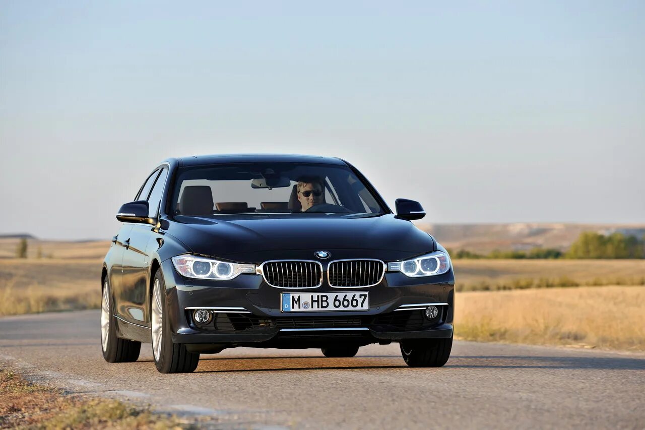 Покажи как выглядит бмв. Bmw 5 series f30. bmw f35 3 series. bmw 3 series 2012. бмв 3 седан (2012) (f30f35).