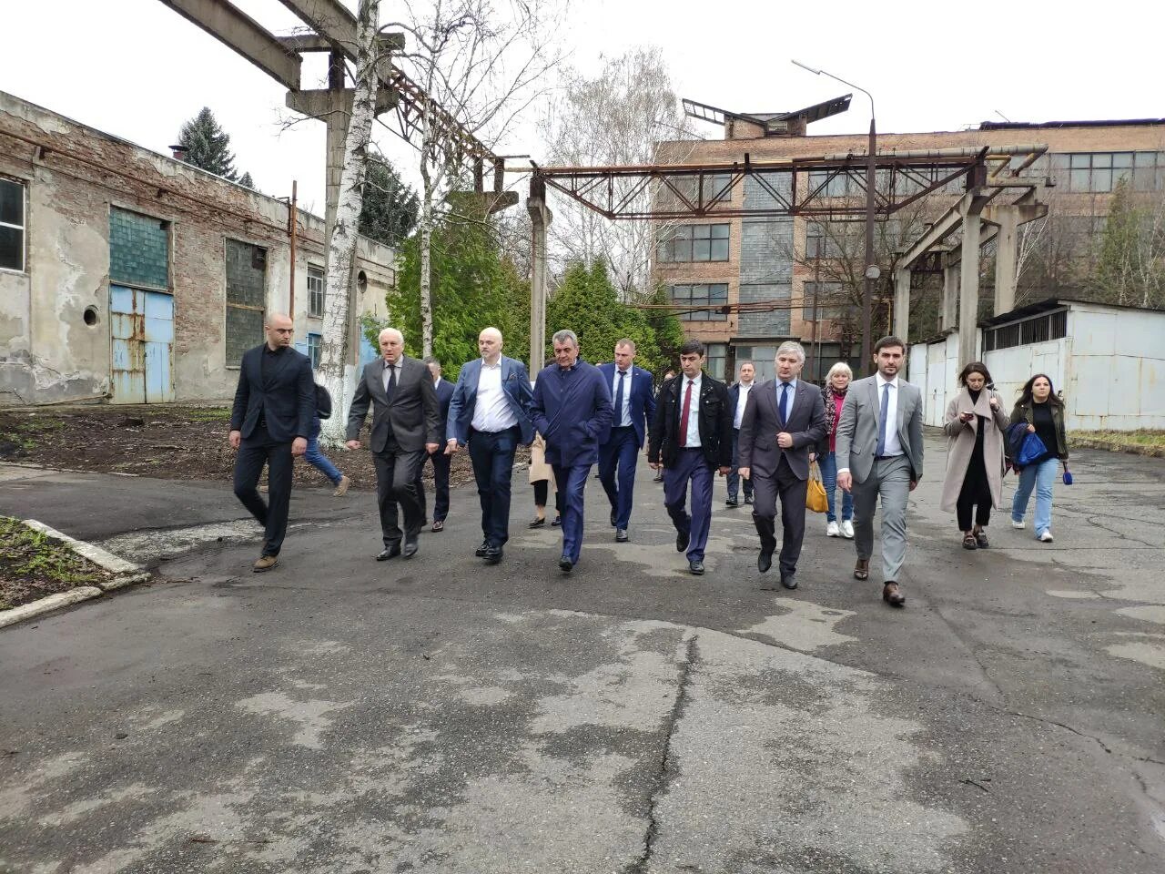 Лесозавод владикавказ. Завод кристалл владикавказ. Оао кристалл владикавказ. Завод кристалл самокатная улица. Завод кристалл лефортово.