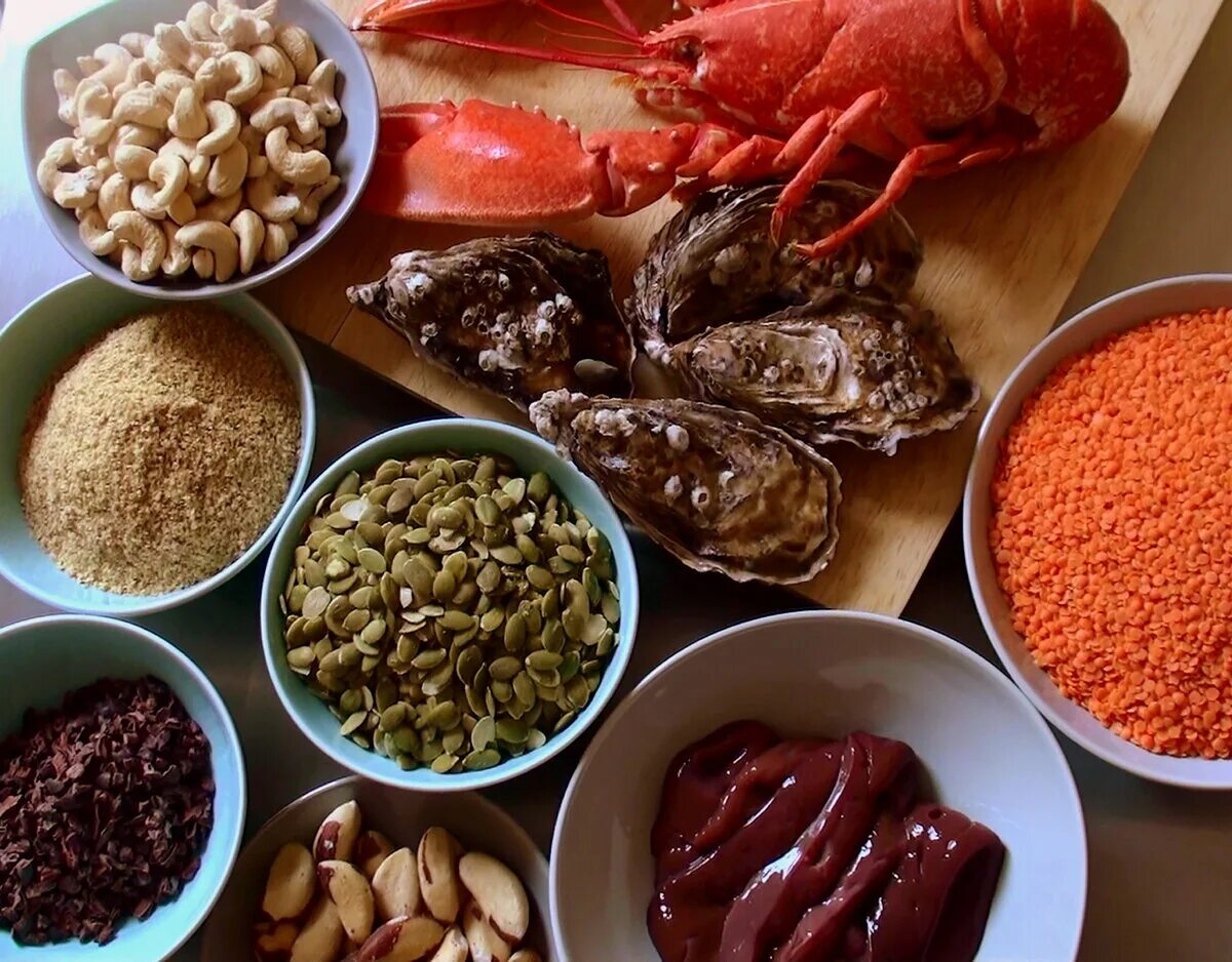 Цинк содержится в продуктах питания. Цинк в еде. медь в продуктах. цинк в продуктах. продукты питания богатые цинком.