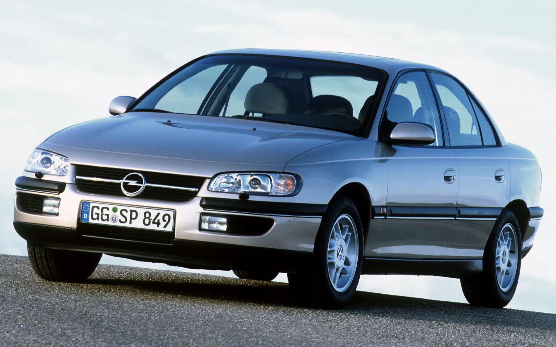 Опель омега купить в россии. Opel Omega b 1994-1999. Opel Omega b 1998. Opel Omega b 2003. Opel Omega b 1994.