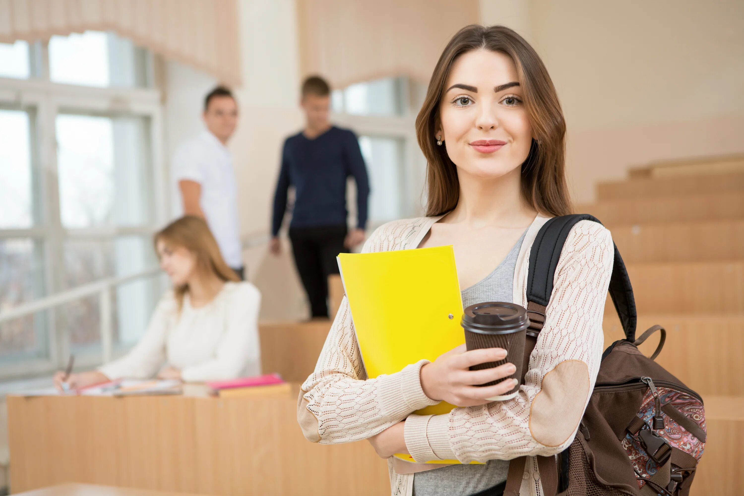 She a college student. Студентка Сток. Красивые студентки. Девушка IELTS. Студенты колледжа.