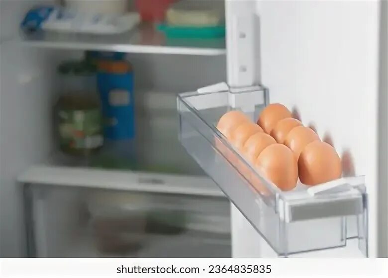 There are many eggs in the fridge. There are many eggs in the fridge