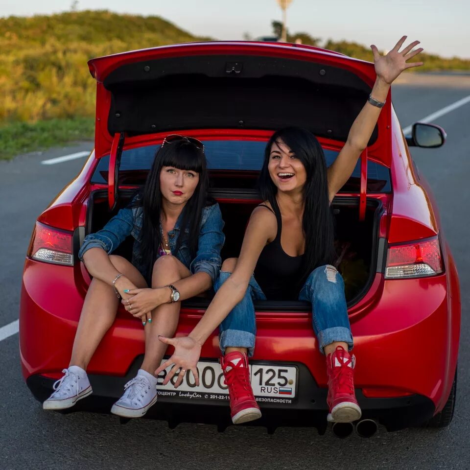 The cars you are the girl. Сообщество girls & cars. Girls cars частное. Girls and cars обложка для сообщества. Dream teens and cars актеры.