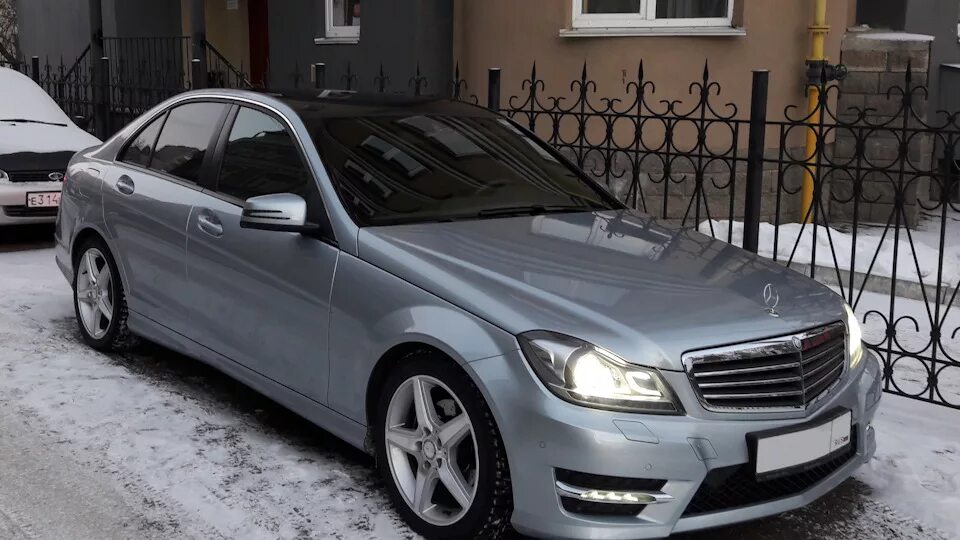 Mersedes w204 AMG пакет. Mercedes w204 серый. Mercedes w204 AMG пакет. Мерседес с 204 АМГ пакет.