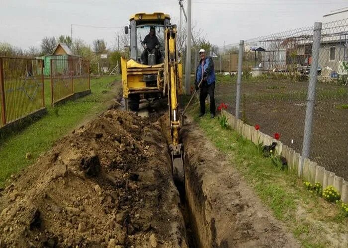 Есть работа траншей