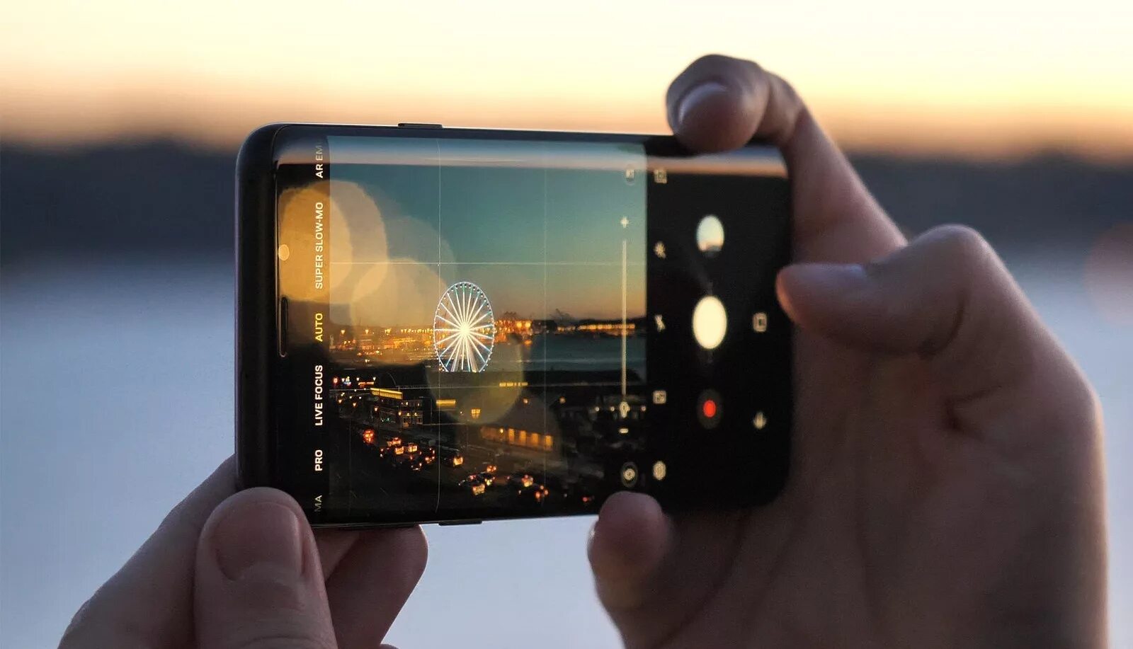 Снимать видео на телефон горизонтально. Samsung s9 камера. Samsung s9 Plus камера. Съемка на телефон. Ночная съёмка на смартфон.