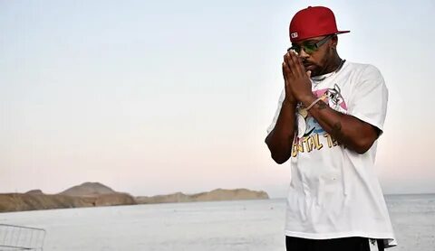 Azizi gibson