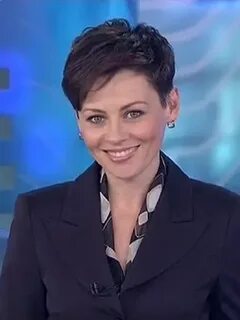 Жамбасыңызды кең таратыңыз