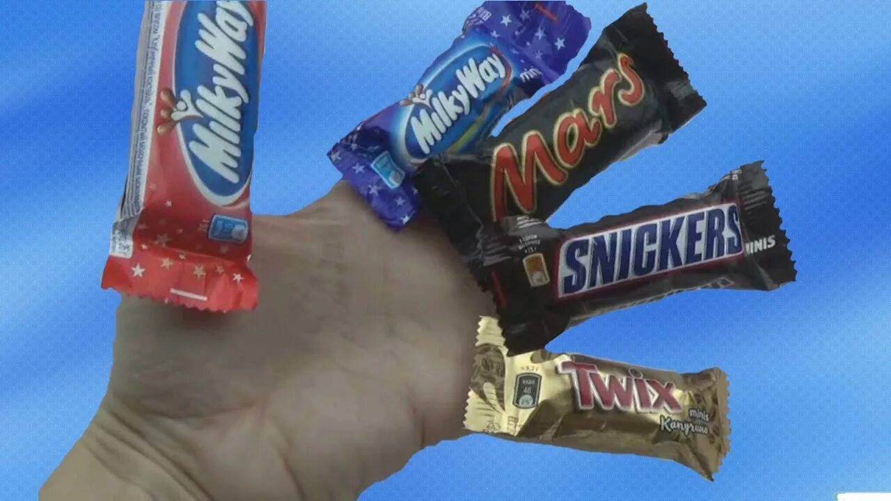 Сникерс марс твикс баунти милки вэй. Сникерс с ореховой пастой. Реклама пп сникерсов и баунти. Шоколадный батончик mars twix bounty snickers. Сникерс баунти твикс.