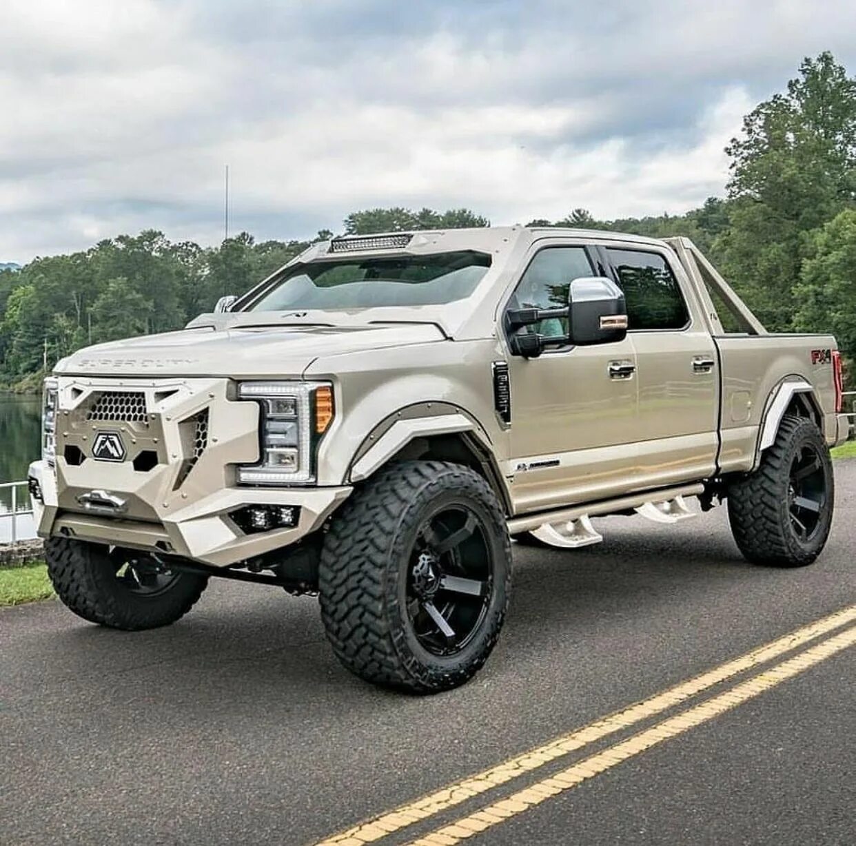 Мощный пикап. Ford f150 4x4. Форд ф250 Раптор дизель. Ford f150 Truck. Ford 4x4 Raptor.