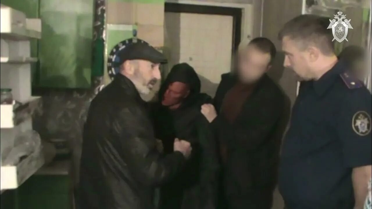 Инцидент в школе иркутск 57. Школьники избивают школьника. Новый уренгой избили школьника. Подростки в школе. Дпс новый уренгой.