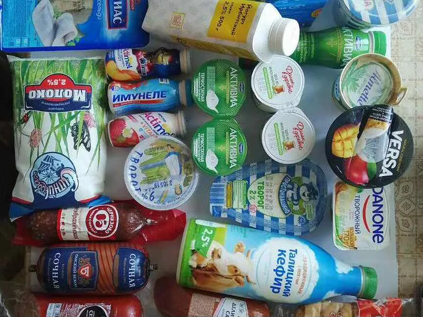 Продукты авито москва. Просроченные продукты для животных. продукты питания на корм животным. просроченные продукты на корм животным. просроченный товар для животных.