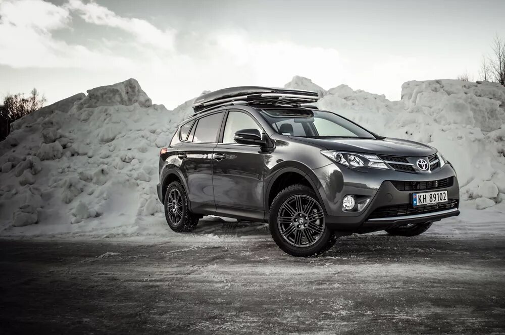 Toyota rav4 Offroad. Тойота рав 4 off Road. Toyota rav4 Offroad Tuning. Тойота рав 4 оффроад.