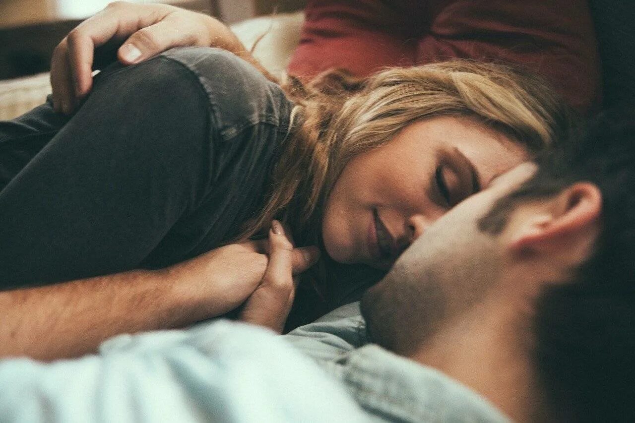 наслаждение женщины. встреча во сне. увидеть во сне. красивых снов. раствориться в нежности любви.