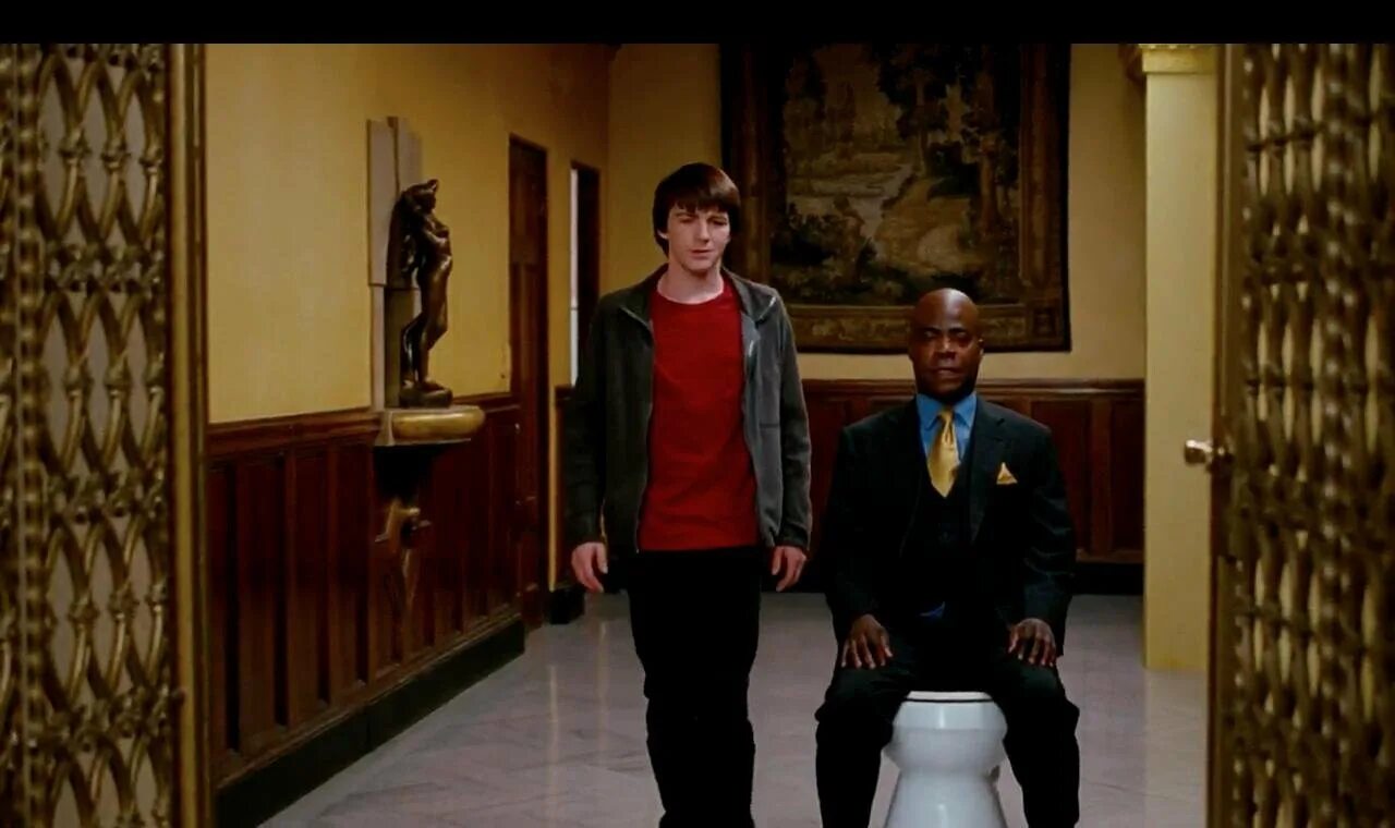 Extra scene. Matt lanter sorority row. Стригои академия вампиров. Extra scene. Extra scene.