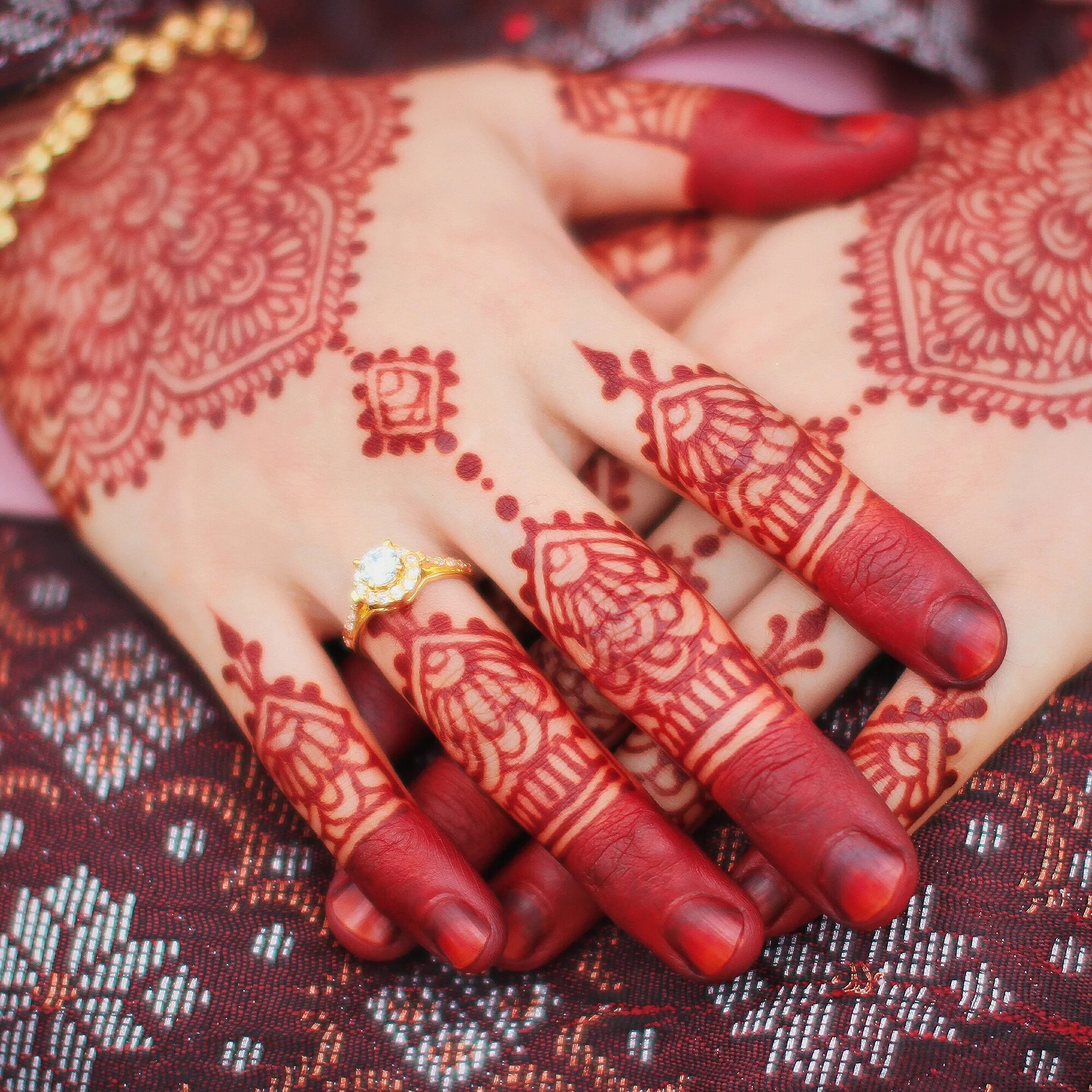 Мехенди. Турецкая хна. Рисунки хной. Руки разрисовать хной. Красная хна.