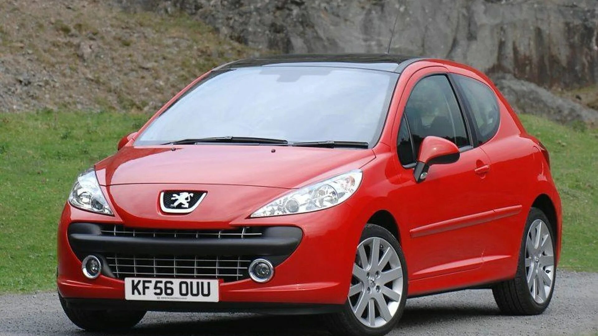 Купить б/у Nissan Micra III (K12) 1.4 AT (88 л.с.) бензин автомат в Москве: пурп