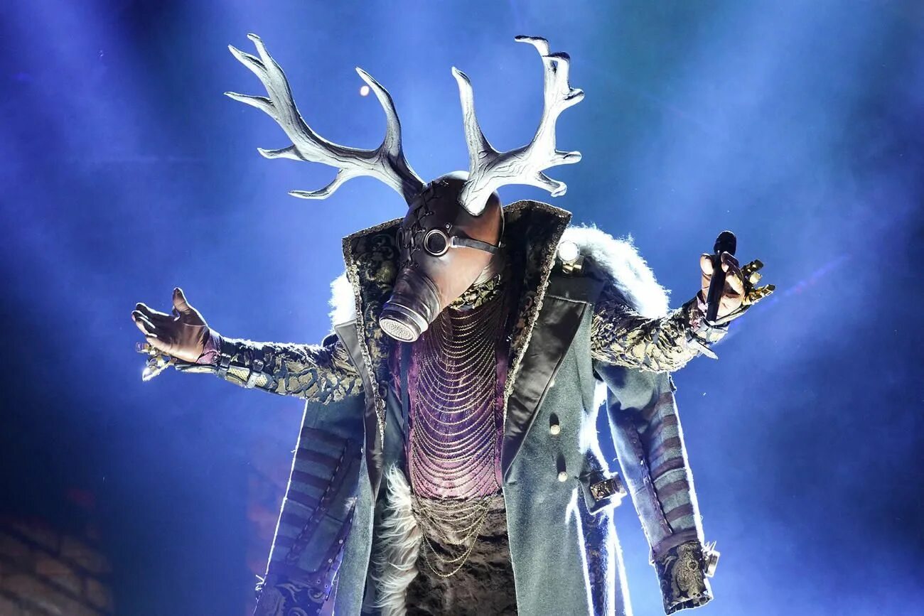 Маска кто был олень. Маскед сингер. шоу &quot;the masked singer&quot; -2025. the masked singer корея. шоу маска олень.