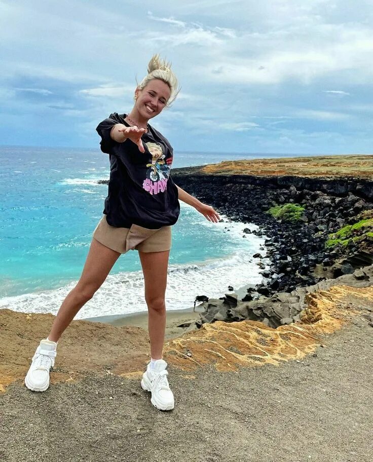 Клава кока одежда. Клава кока стиль. Клава кока 2019. Клава. Клава кока одежда.