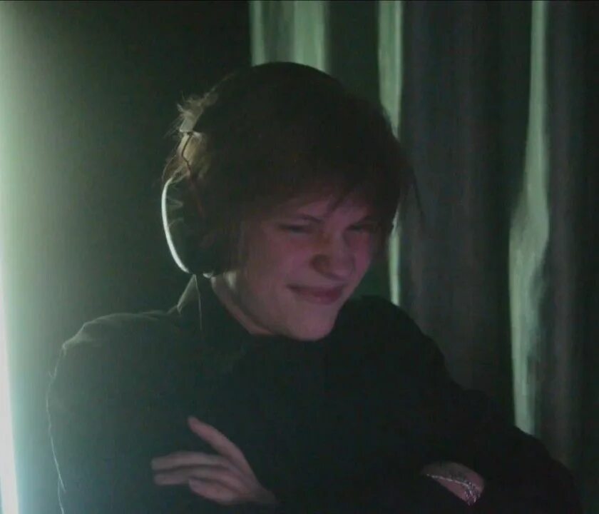 Twitch deepins02. Ваня deepins 2022. Ваня deepins 2022. Twitch deepins02. Twitch deepins02.