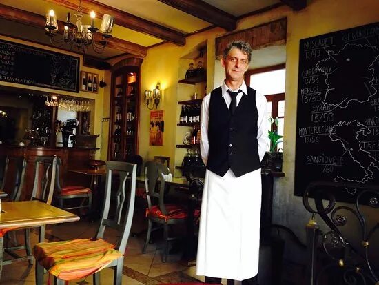 С. Кафе покровский бульвар сыктывкар. Кафе гарсон в санкт-петербурге. Гарсон малая морская 20. Боб гарсон.