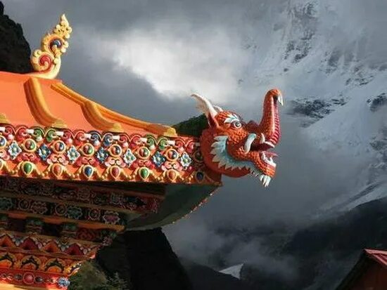 Wat Samphran Dragon Temple - CulturalHeritageOnline.com