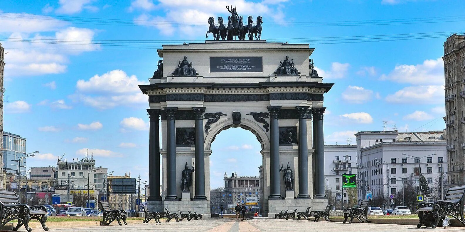 Триумфальная 6. Триумфальная арка бове москва. триумфальные ворота на кутузовском проспекте. московские триумфальные ворота (триумфальная арка). триумфальная арка кутузовский проспект.