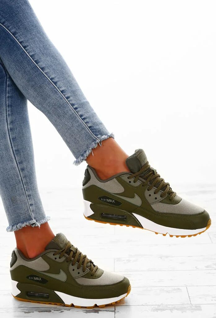 Найк хаки. Nike Air Max 90 хаки. Nike Air Max хаки. Кроссовки найк АИР Макс 90 хаки. Nike Air Max хаки 2015.