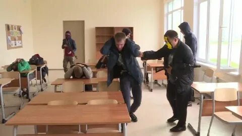 Заняли школу