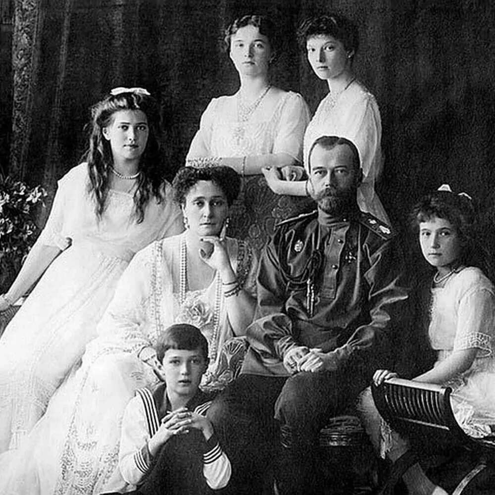 проект семья романовых. проект семья романовых. проект семья романовых. картина царской семьи романовых. дети николая 2 романова.