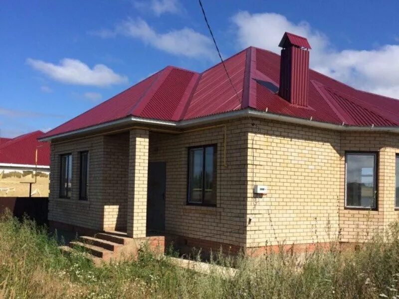 Авито мензелинск. Мензелинский район коноваловка дом. Мензелинск продается дом ул. Деревня мелькень татарстан. Дома в мензелинске.