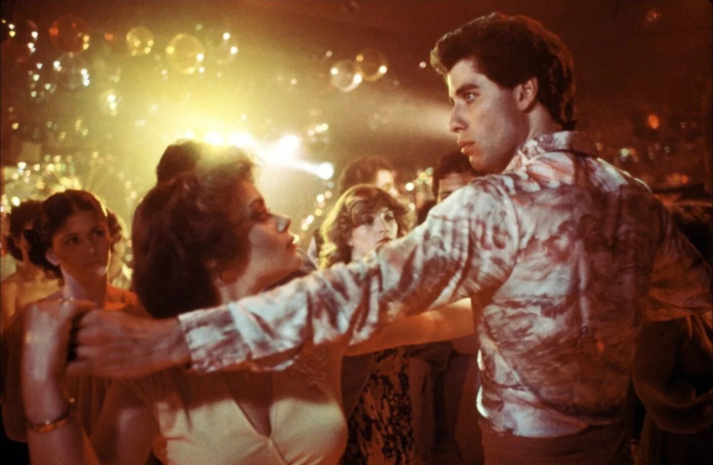 Брио шоу тула. Брио шоу тула. Человек с факелом в руке. Лето веселье. Лихорадка субботнего вечера фильм 1977.