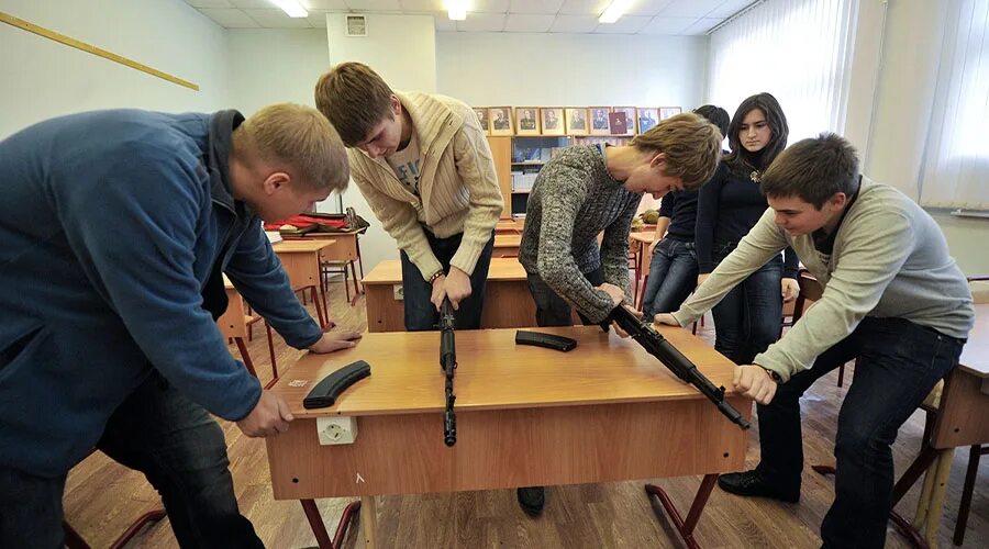 НВП В школах. Военная подготовка в школе. НВП В школах России. Уроки военной подготовки. Как защищали родину студенты и школьники