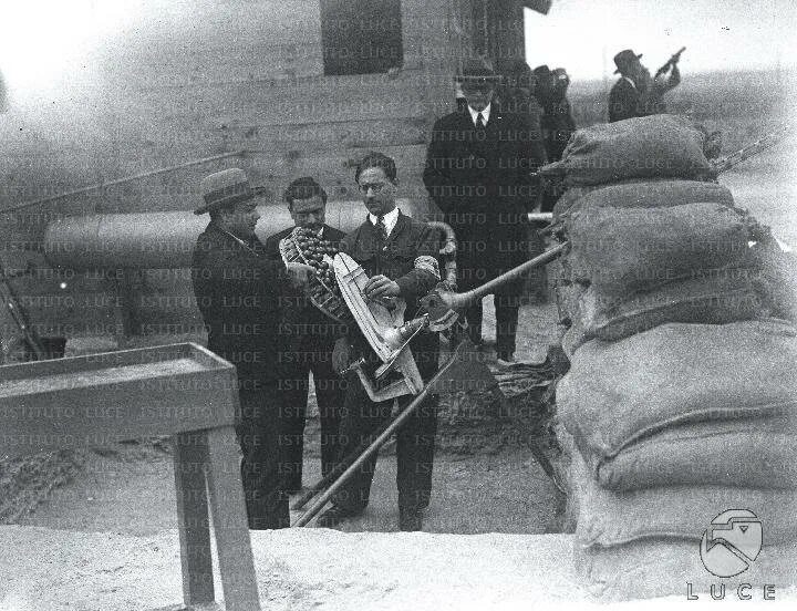 Италия 1930 годы. Заводы италии в 1930.