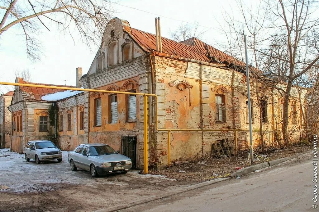 Дома воронежской. Дом купца Гарденина Воронеж. Дом Гарденина фабричный переулок. Дом Потапа Гарденина Воронеж. Фабричный переулок Воронеж.