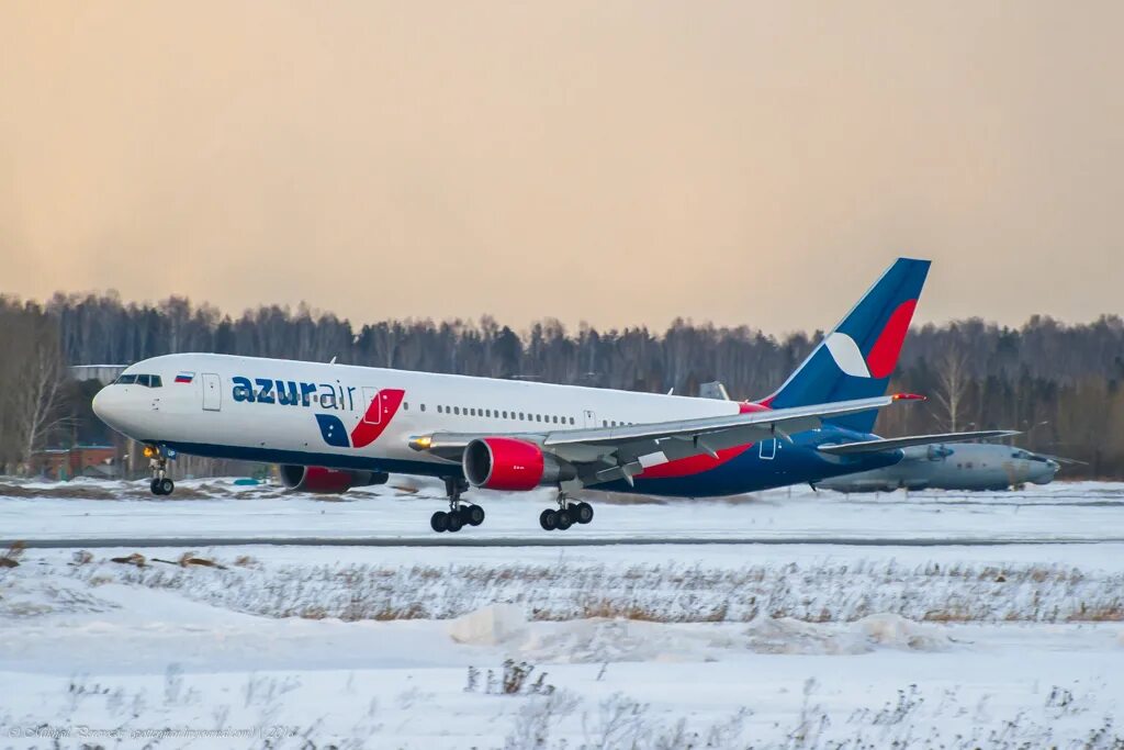 767-300 Azur. 767 Azur Air. Азур Эйр самолеты. Boeing 767-300 Azur Air. Azur air тайланд