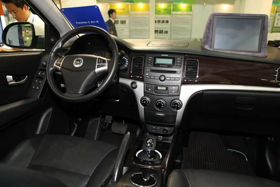 Фото экстерьера SsangYong Actyon (СсангЙонг Актион)
