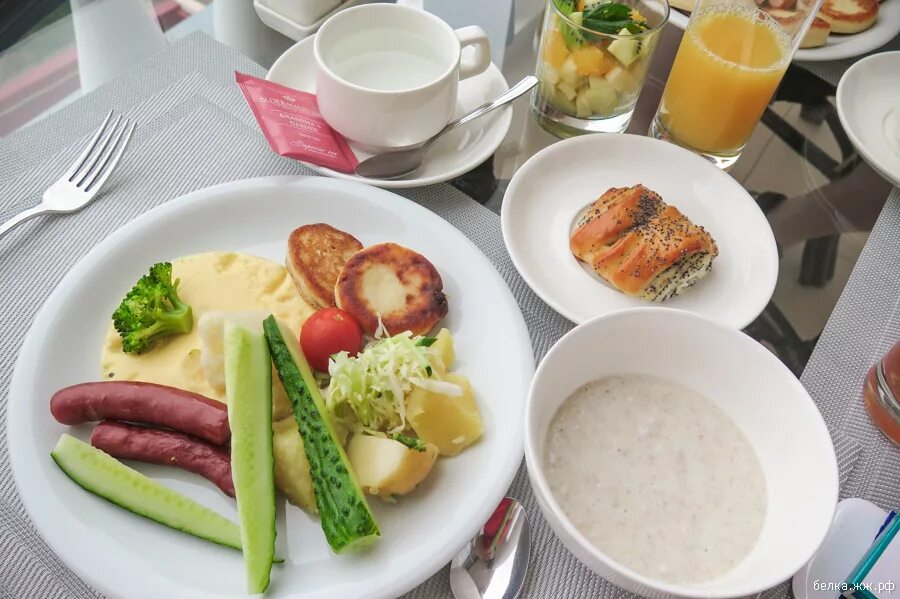 ресторан гоголь белокуриха 2. больше чем завтрак севастополь гоголя. завтраки в отеле украина евпатория. севастополь ежики кондитерская пор 42. гостиница украина севастополь кафе.