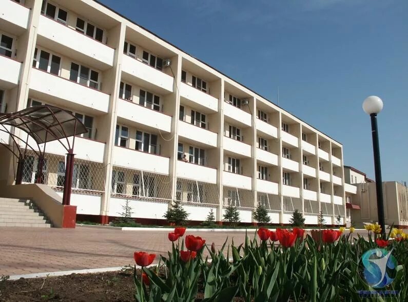 Тинаки 2 астрахань. Фбу центр реабилитации фсс рф тинаки. Курорт тинаки астрахань. Астрахань санатории фсс тинаки. Озеро тинаки санаторий.