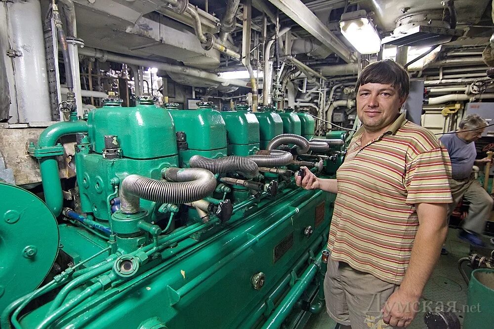 Вакансии машинистом дэс от прямых. Техническое обслуживание передвижной электростанции. Вакансии машинистом дэс от прямых. Вакансии машинист дэс двс. Техническое обслуживание генератора.