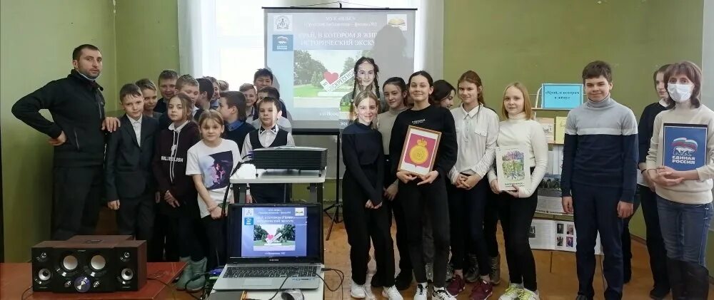 Москворецкая гимназия 24. Воскресенск москворецкая гимназия. Гимназия 1 воскресенск. Цкид москворецкий воскресенск. Воскресенск москворецкая гимназия.