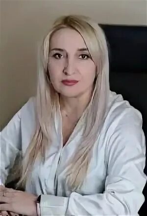М омарова