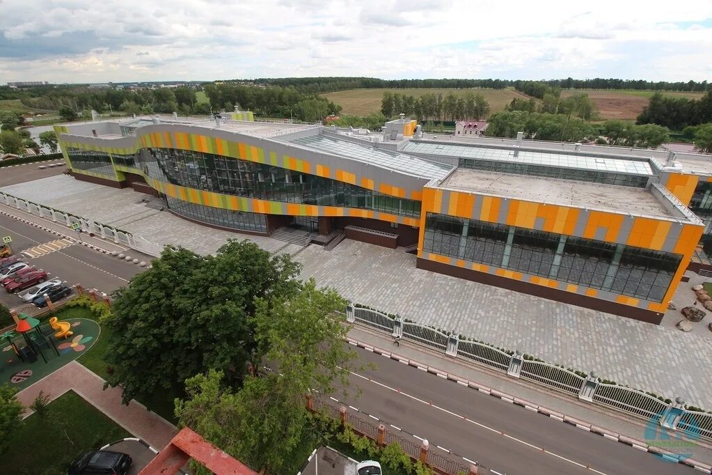 Школа совхоз имени ленина новая. Совхоз имени ленина школа будущего. Инженерный корпус школы 548 совхоз им ленина. Инженерный корпус школы №548, совхоз им. Школа совхоз имени ленина.