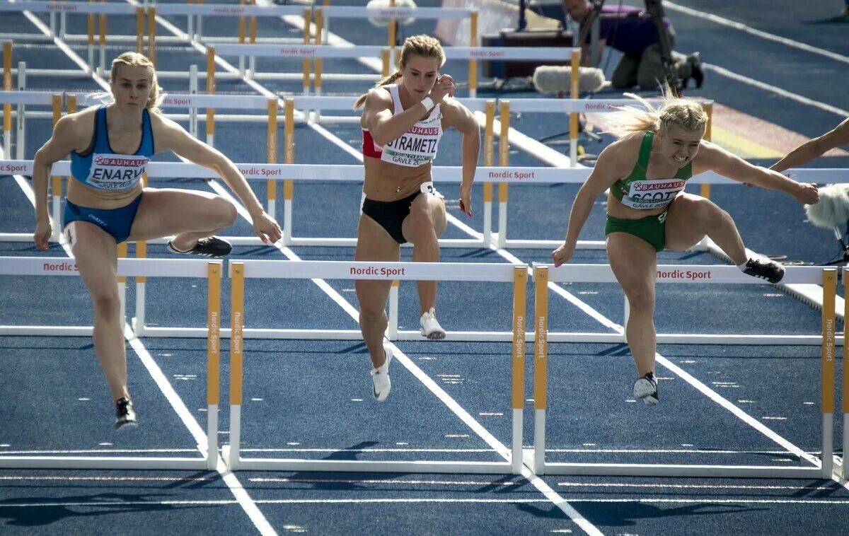 Легкая атлетика. Легкоатлетические виды спорта. Барьерный бег. Nordic Sport легкая атлетика. Легкая атлетика цели