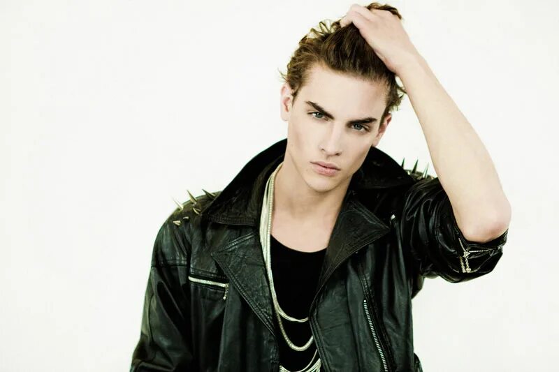 Токио хотел билл каулитц. Билл токио хотел личная жизнь. Жизнь билла каулитца. Tokio hotel билл каулитц 2007. Токио хотел билл каулитц 2005.