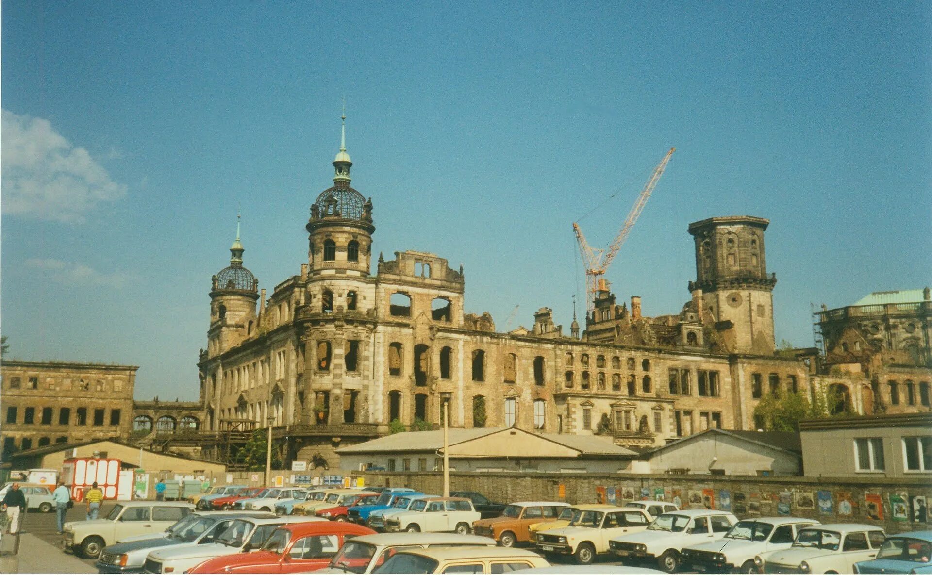 Берлинта. Брилинта 60 мг. Тикагрелор 90 мг. Брилинта 90 мг №56 таб п/п/о (тикагрелор). Бранденбургские ворота в берлине.