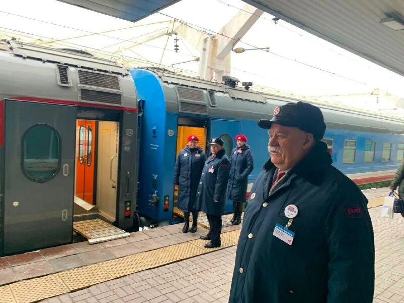 102м премиум вагон люкс. Поезд рускеала сортавала ретропоезд. Ретро поезд сортавала рускеальский экспресс. Ретропоезд рускеала. Ржд тур логотип.